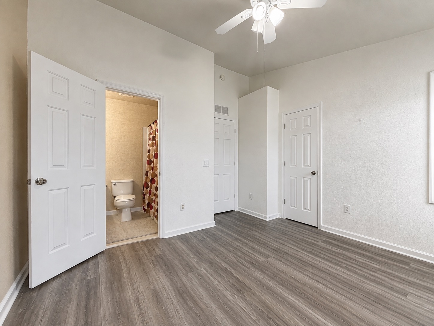4452 SW 49th Ave — photo 14 of 28
